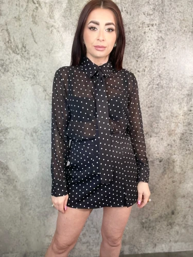 Komplet koszula z krawatem + spódnico-spodenki