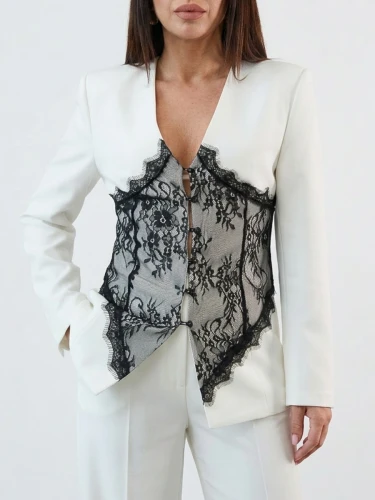 Komplet  marynarka z koronka i spodnie 